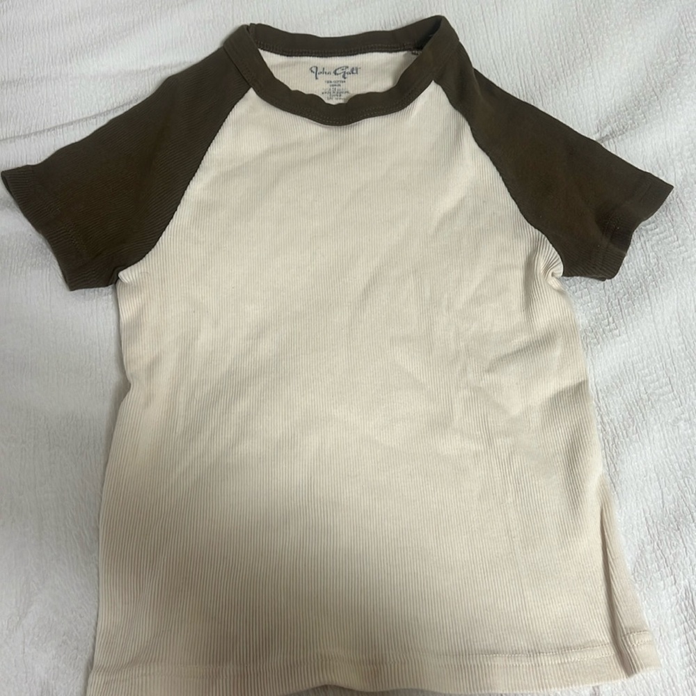Brandy Melville baby tee
